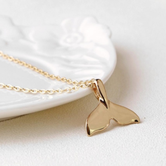 'To the Sea' Mermaid Tail Necklace - Picture 5 of 7